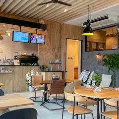 space CORE/カフェ&ランチ/A Humming Coffee/Coffee&Select Cafe/リアリー家具雑貨