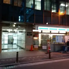 ロム レンタルケース店