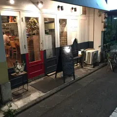 カプスーラ winebar&restaurant