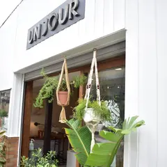 UN JOUR（アン ジュール）