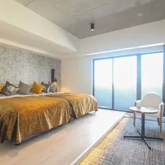 FFFFFF Hotel