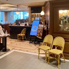 カフェラ　大丸梅田店