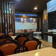 インドネパールカレーナマステ