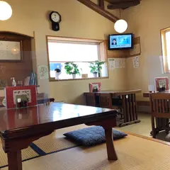 泰眞きりもみそば店