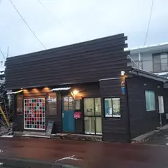ダイニング&カフェ IKOI
