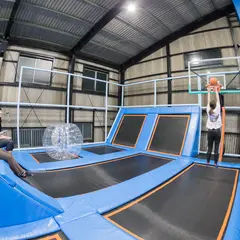 トランポリン・アスレチックパーク JUMP LAB 名古屋