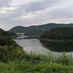 こぶし公園（浮き島）