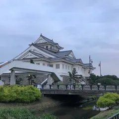 悠里館