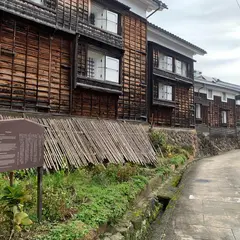 土蔵群「蔵回廊」