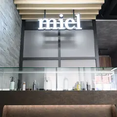 mielhair 新宿店【ミエル ヘアー】