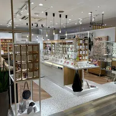 MEDI STORE（メディストア） 新宿ミロード店