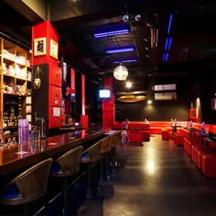 オーレ Ole` Pool & Datrs バー bar