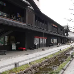 水の町屋「七日町御殿堰」