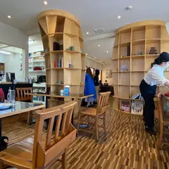 ナチュールシロモト欽明台店