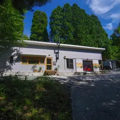 cafe BONDS ＆ BONDS HOUSE