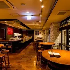 au comptoir echezeaux（オ コントワール エシェゾー）