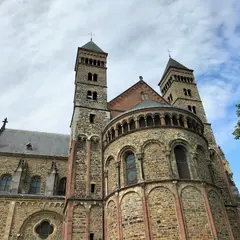 聖セルファース教会（Basilica of Saint Servatius）