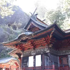 榛名神社