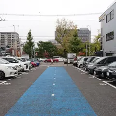 タイムズ京阪三条駅北