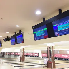 春日井グランドボウル