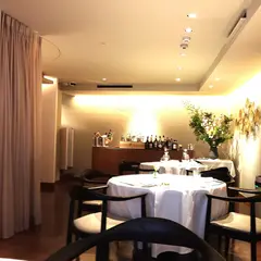 JINBO MINAMI AOYAMA