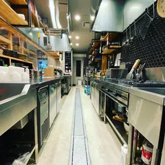 鉄板厨房だるま