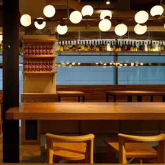 ワインの酒場。ディプント新宿東口店