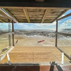 浜辺の茶屋