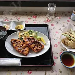 お食事処まどか