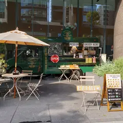 The Good Vibes Vehicle（ザグッドバイブスヴィークル）