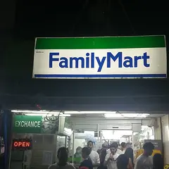 ファミリーマート