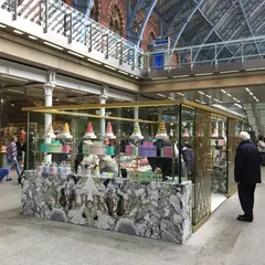 Ladurée St Pancras