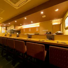 酒菜屋なないろ