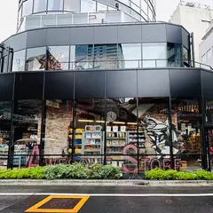AWESOME STORE TOKYO（オーサムストアトウキョウ）