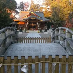 進雄神社