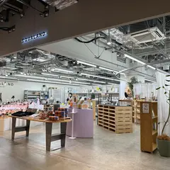 EQUALAND SHIBUYA（イコーランド シブヤ）