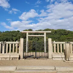 履中天皇陵拝礼所