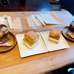 Akkumi Cafe