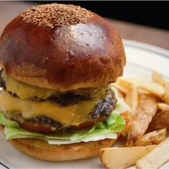 クリッターズバーガー （CRITTERS BURGER）