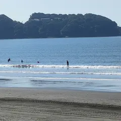 県立湘南海岸公園中部駐車場