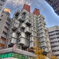 中銀カプセルタワービル