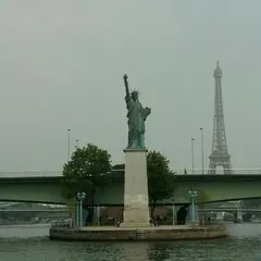 自由の女神像