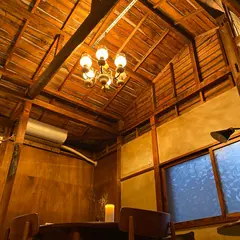 AC HOUSE