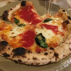 クワモンペ