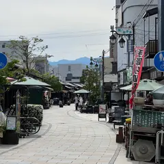 縄手通り