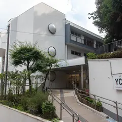 渋谷区役所 代々木八幡区民会館