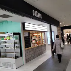 SHINJUKU DELISH PARK（シンジュク デリッシュ パーク）