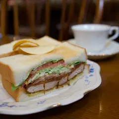 カフェ・シ・テール