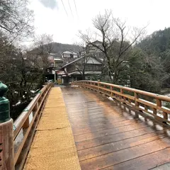 こおろぎ橋