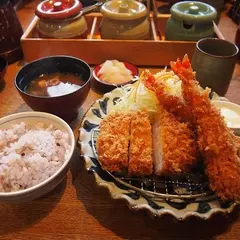 厚切りとんかつよし平 いなり店